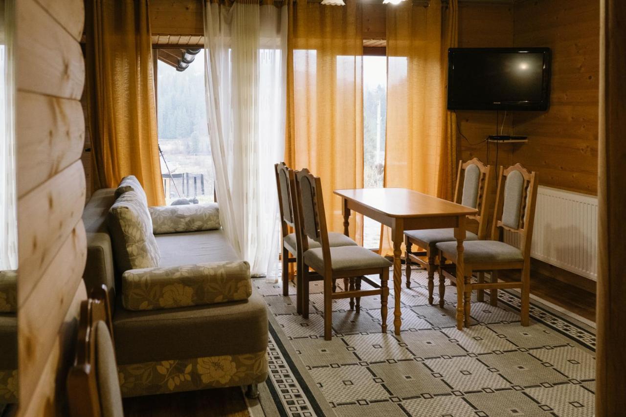 Sadyba Morozko Tatariv Exterior photo